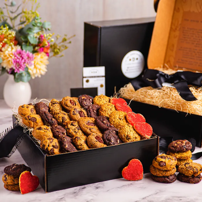 In the black cookie co Picture 6