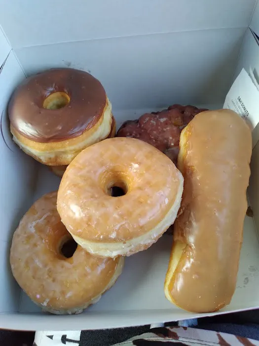 D&H Donuts Picture 10