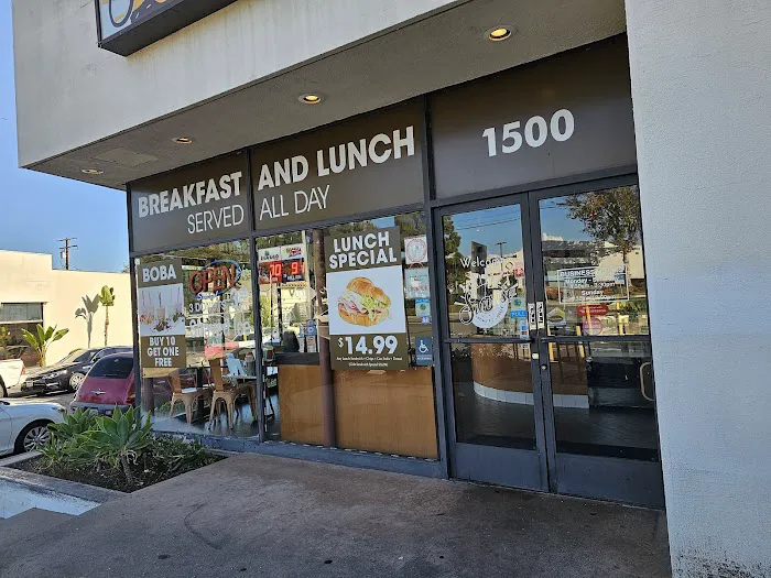 Sunrise Donuts & Bakery Picture 8