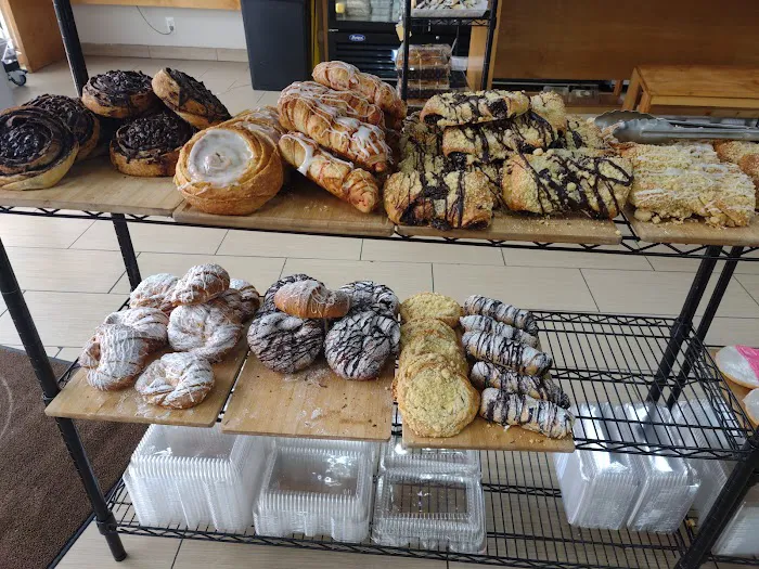 Gelbstein's Bakery Picture 5