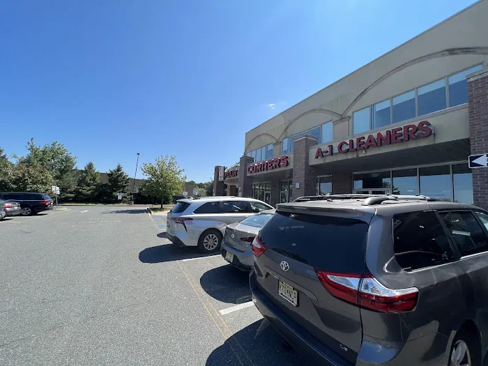 Four Corners Kosher Bagel & Cafe Picture 4