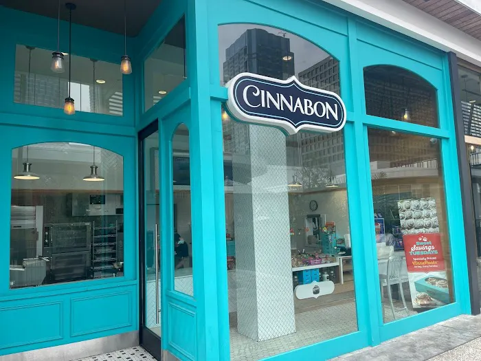 Cinnabon Picture 4