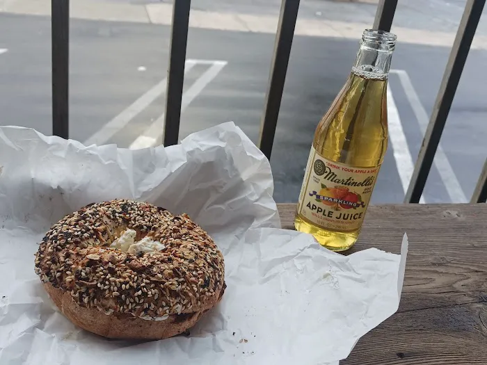 Sam's Bagels Picture 6