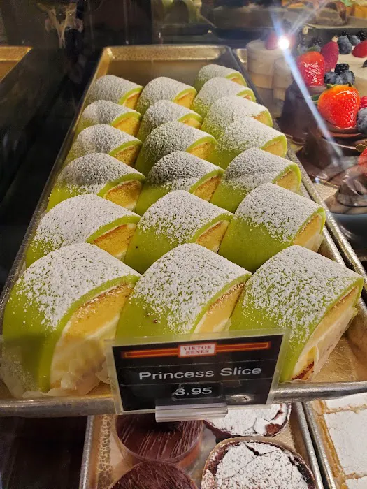 Viktor Bene's Contl Bakery Picture 2