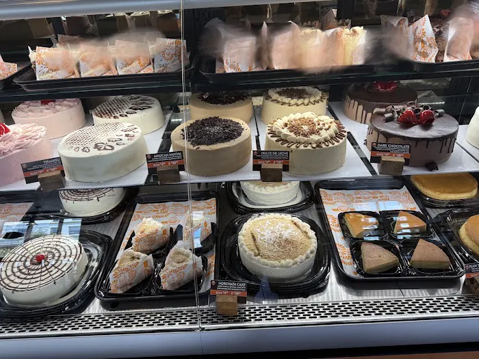 La Monarca Bakery & Cafe Picture 10