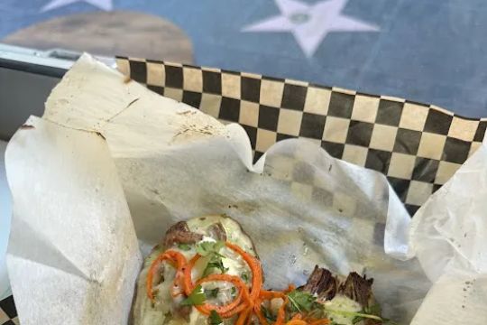 Easybusymeals First Ukrainian Food Truck catering