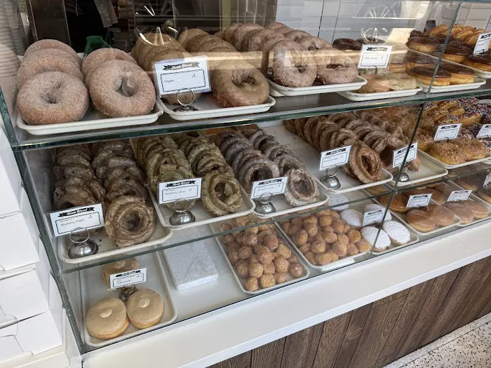 Kettle Glazed Doughnuts Picture 2