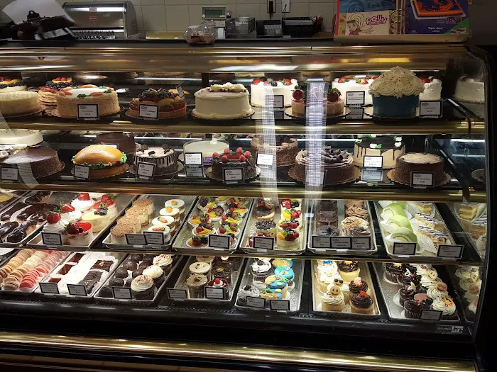 Viktor Benes Continental Bakery Picture 6