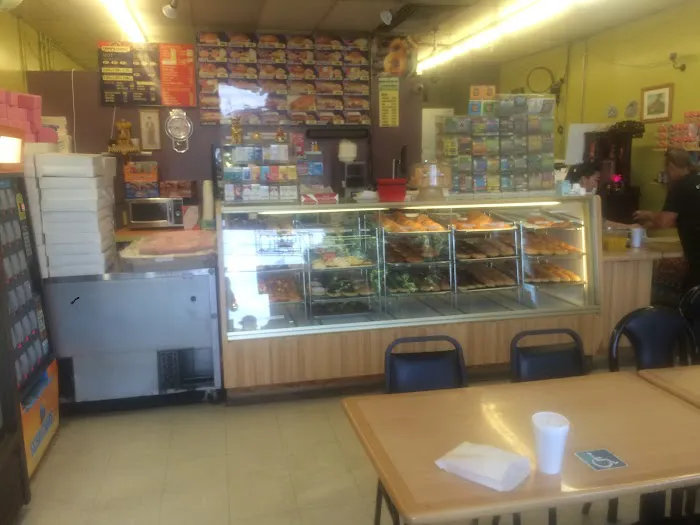 Tang's DONUTS AND COFFEE Picture 2