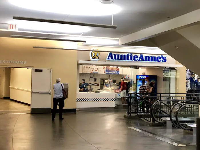 Auntie Anne's Picture 10