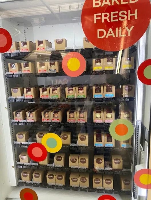 Sprinkles Hollywood & Highland ATM Picture 4