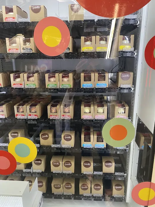 Sprinkles Hollywood & Highland ATM Picture 7