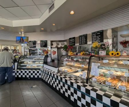 Phoenix Bakery