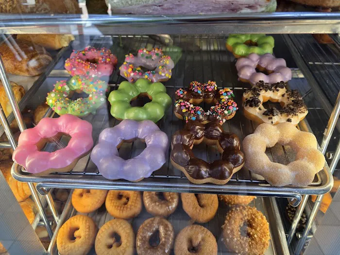 Champion Donuts Picture 3