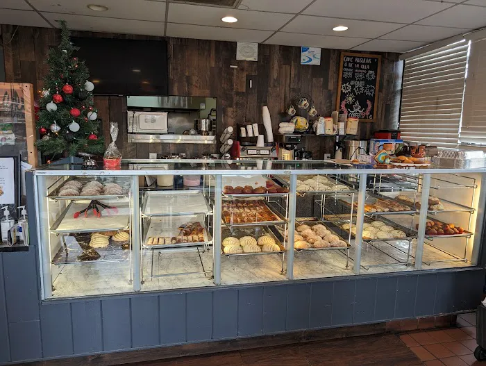 Cafecito Bakery and Cafe Picture 9