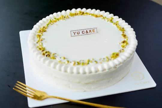 YU CAKE