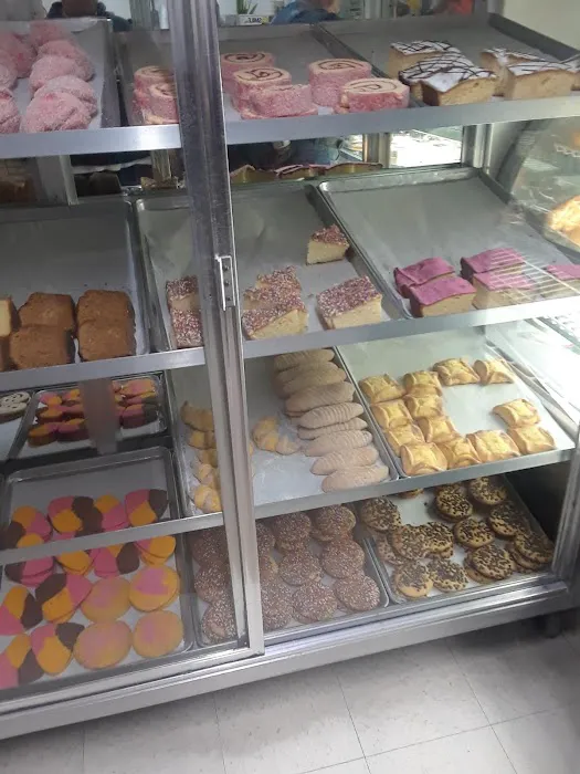 La Mexicana Bakery Picture 5