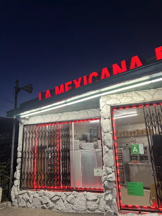 La Mexicana Bakery Picture 10