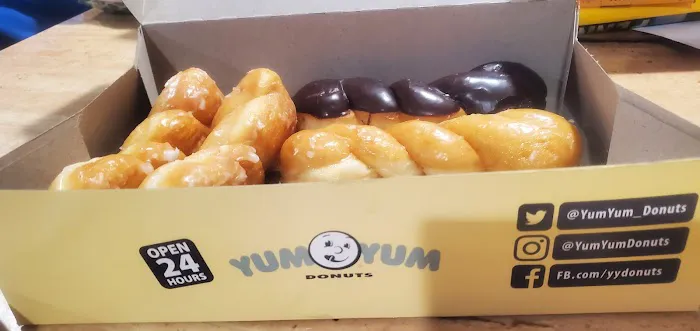 Yum Yum Donuts Picture 6