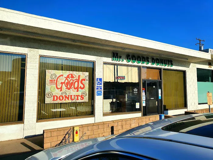 Mr Good's Donuts Picture 4