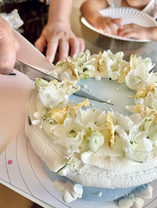 Freesia Cake Picture 8