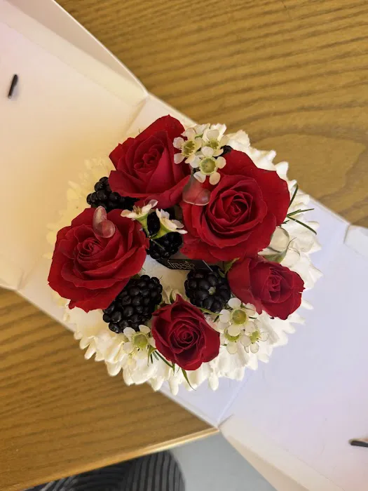 Freesia Cake Picture 5