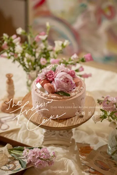 Freesia Cake Picture 7