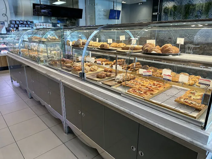 Paris Baguette Picture 2