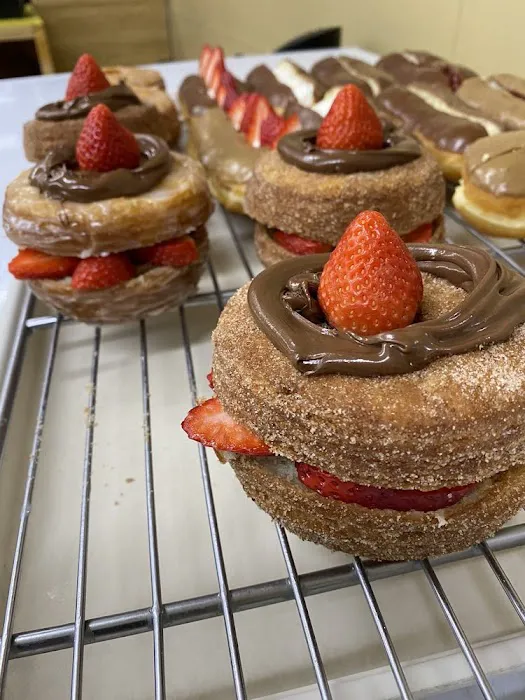 Hot Donuts Picture 3