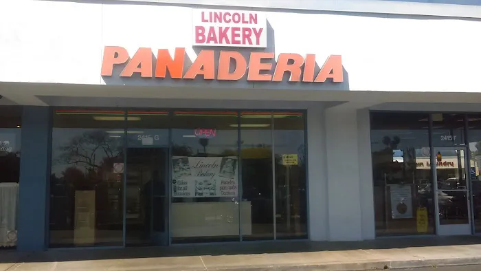 Lincoln Bakery Picture 7