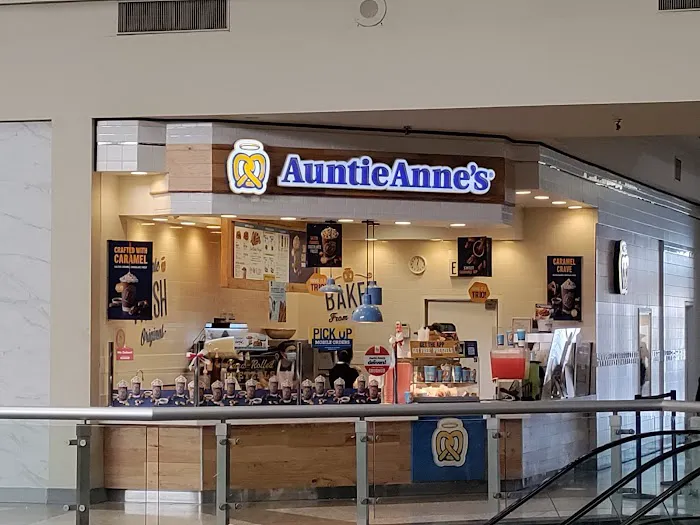 Auntie Anne's Picture 7