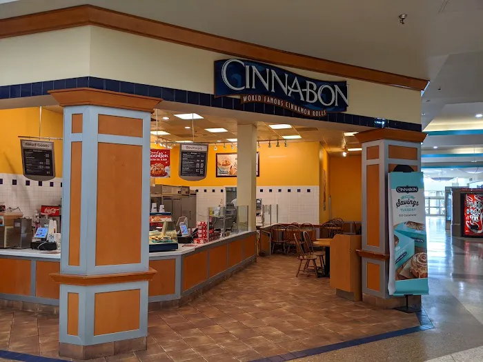 Cinnabon Picture 7