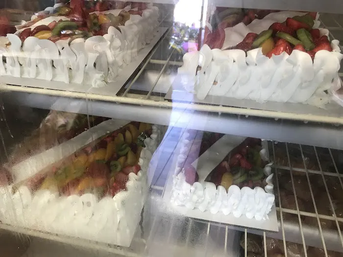 Long Phung Bakery Picture 9