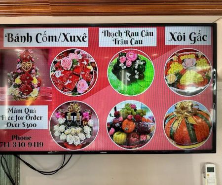 La Vie En Rose Bakery and Coffee