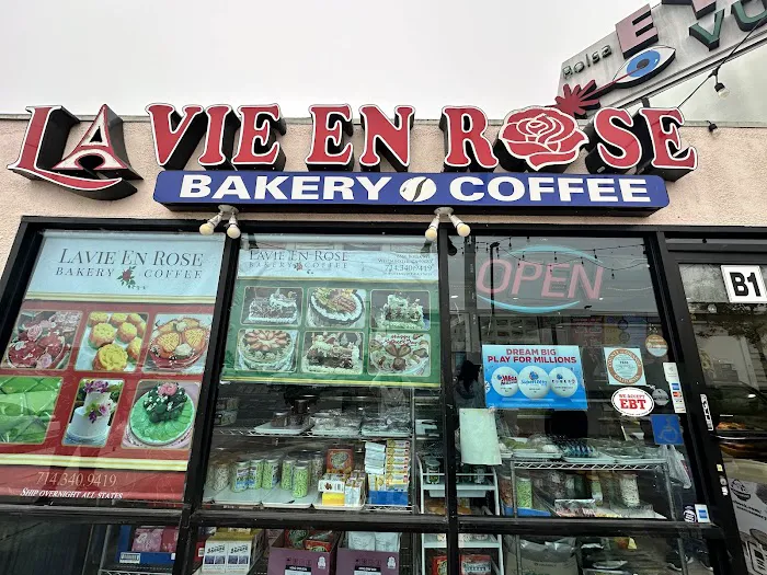 La Vie En Rose Bakery and Coffee Picture 5