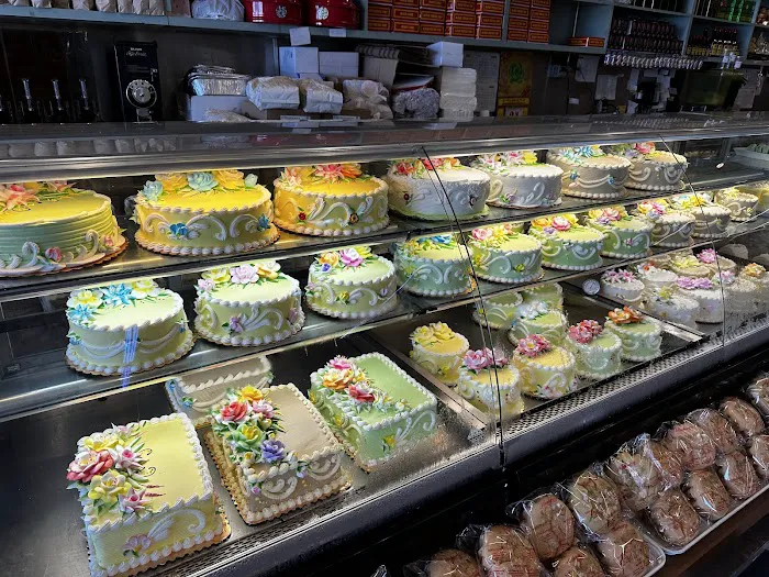 Van's Bakery Picture 3