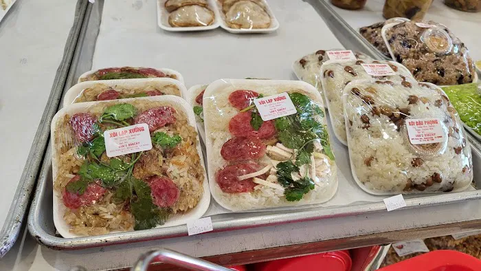 Van's Bakery Picture 4