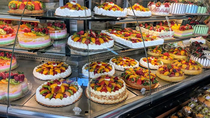 Van's Bakery Picture 9