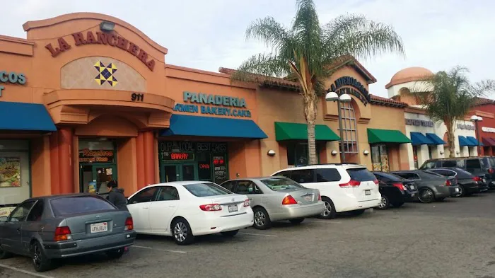 Carmen's Bakery Picture 6