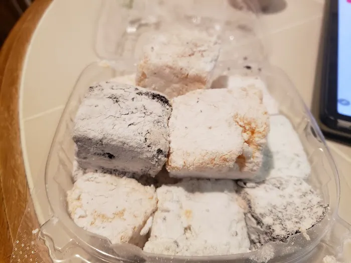 Lucky Treats Picture 9