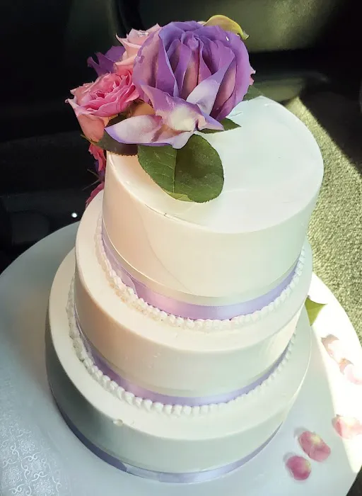 Carmen's Bakery Picture 2