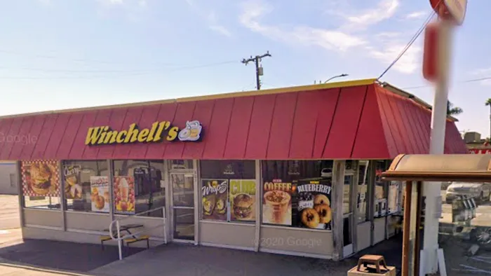 Winchell's Donut Shop Picture 2