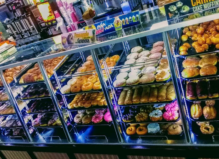 Winchell's Donut Shop Picture 8
