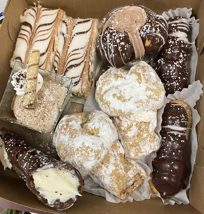 La Scala Italian Pastry Shop and Bakery Picture 2