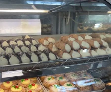 La Scala Italian Pastry Shop and Bakery