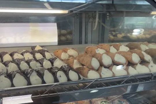 La Scala Italian Pastry Shop and Bakery