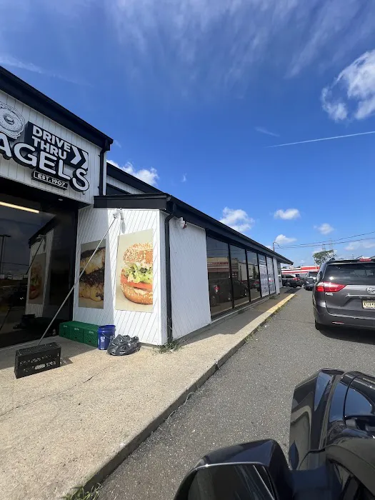Hot bagels drive thru Picture 9