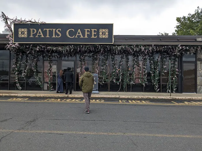 Patis Bakery & Cafe Picture 4