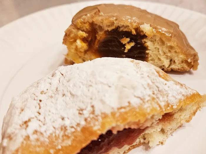Hershy's Bakery Picture 4