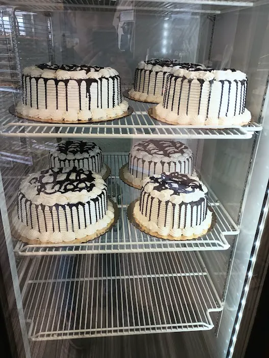 Hershy's Bakery Picture 3